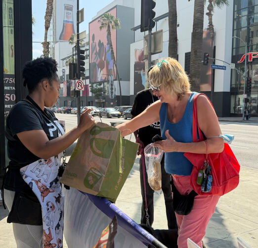 Feeding the People Feeding the People
